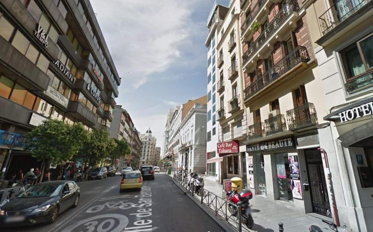 Amazinn Places Gran Via V マドリード エクステリア 写真